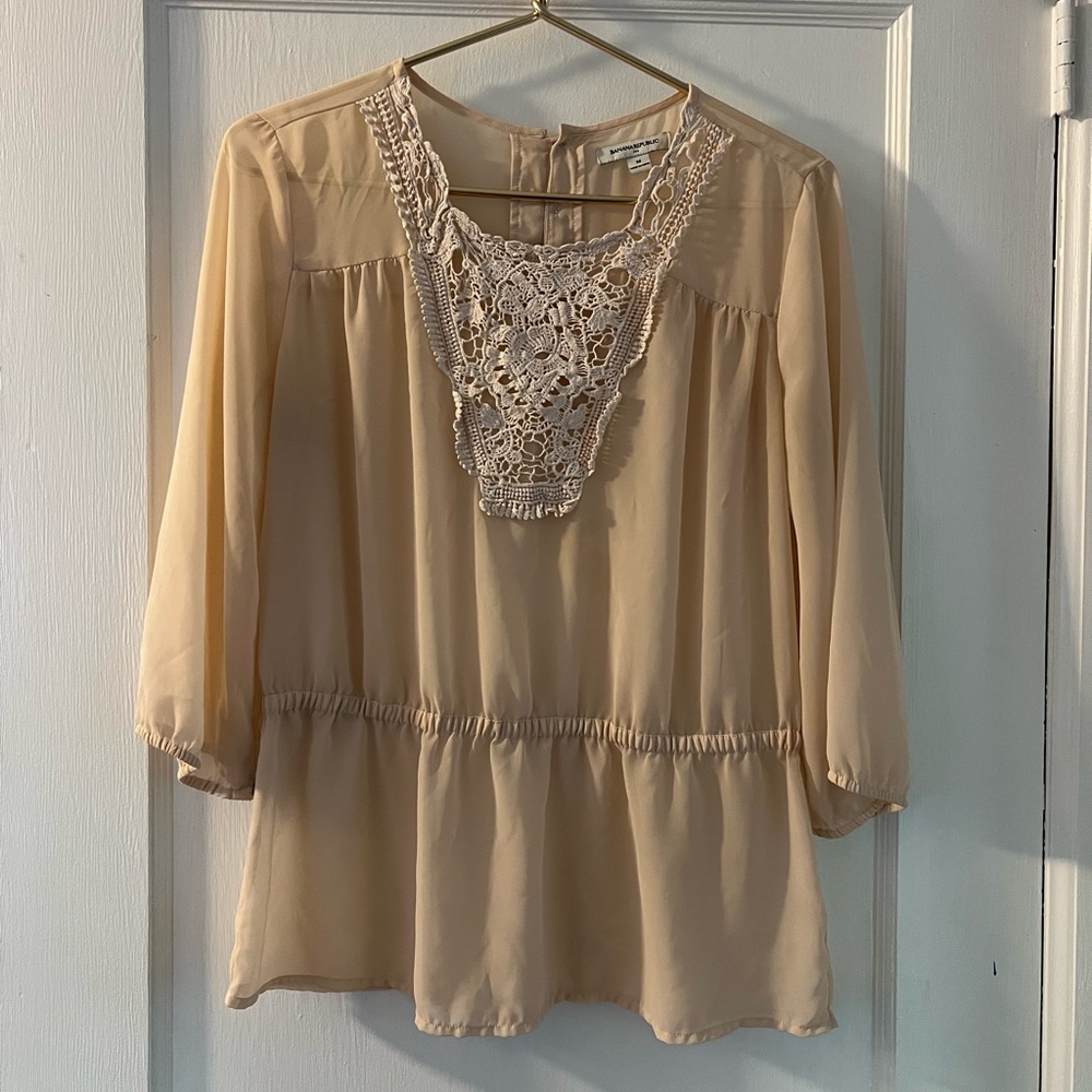 Banana Republic Sheer Apricot Blouse 🌸
